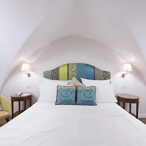 Diecisedici Amalfi